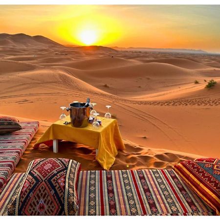 Отель Toop Luxury Camp Мерзуга Экстерьер фото